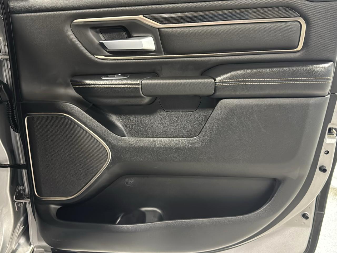 RAM 1500 Rebel 4x4 Crew Cab 5'7" Box 2020