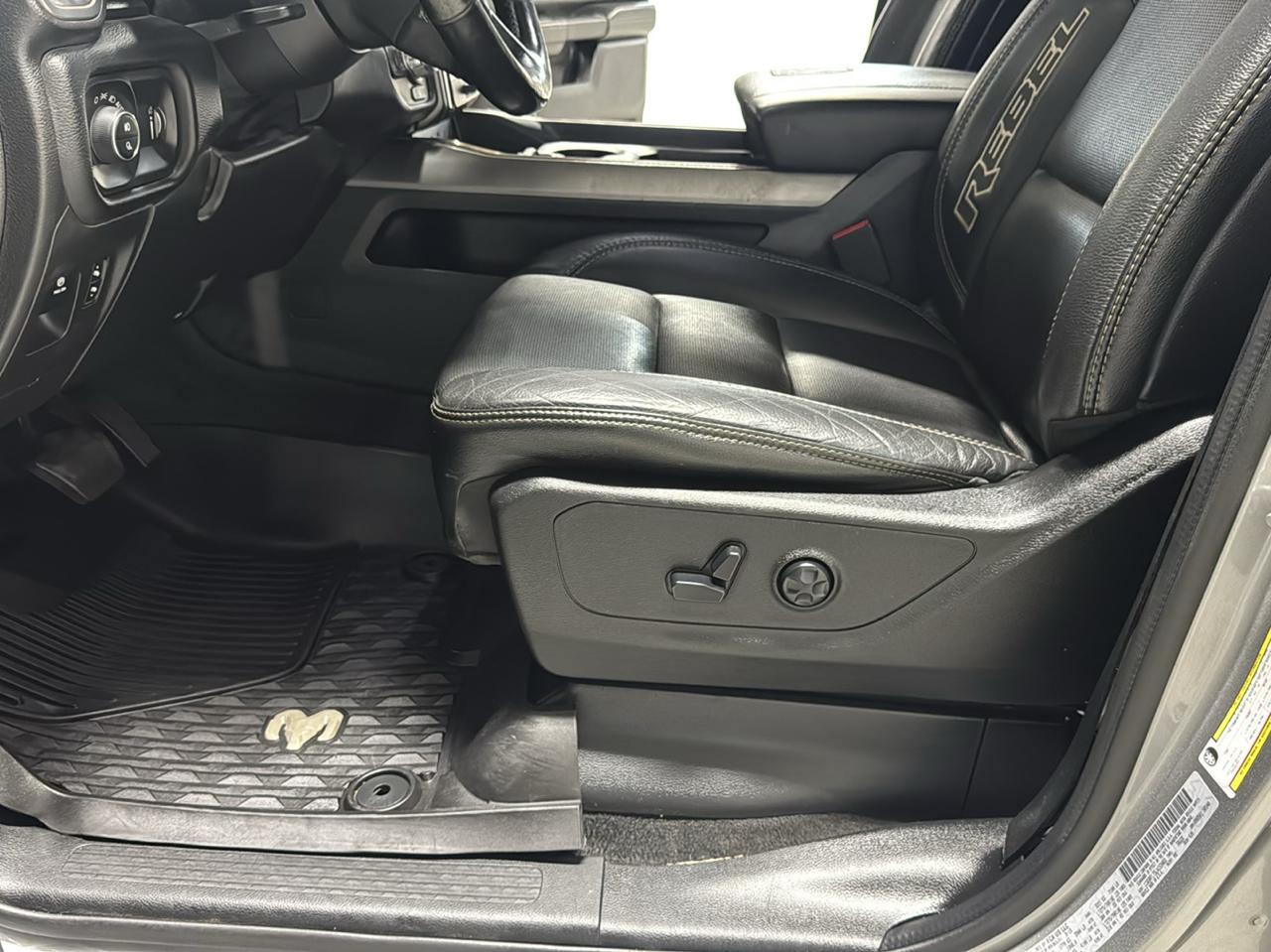 RAM 1500 Rebel 4x4 Crew Cab 5'7" Box 2020