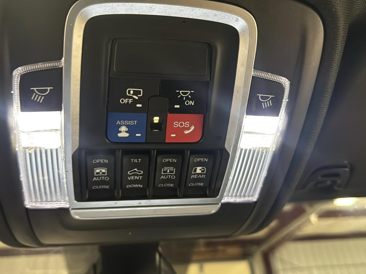 RAM 1500 Rebel 4x4 Crew Cab 5'7" Box 2020