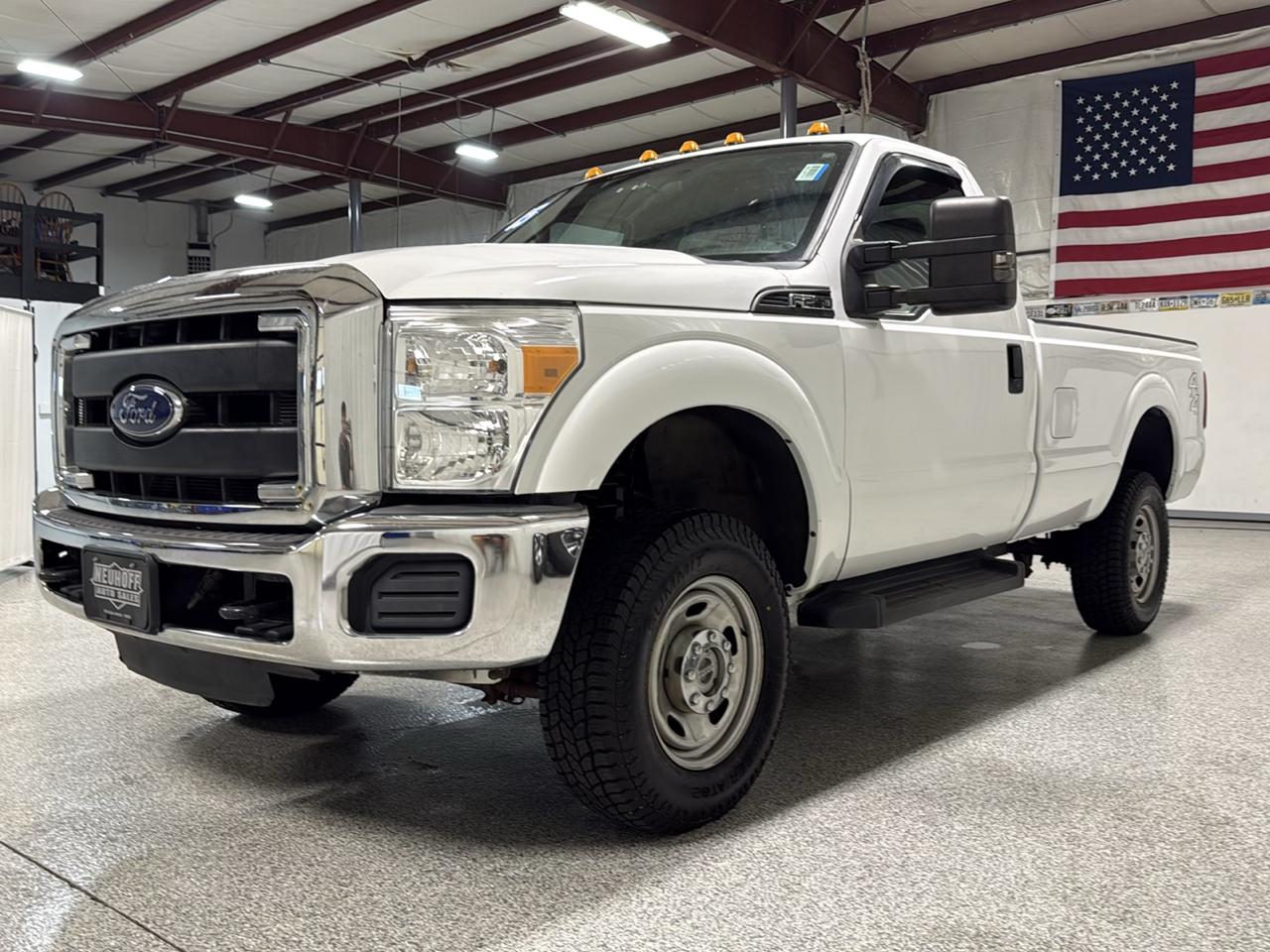 Ford Super Duty F-250 SRW 4WD Reg Cab 137" XLT 2015