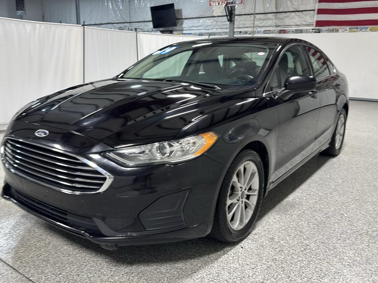 Ford Fusion SE FWD 2019