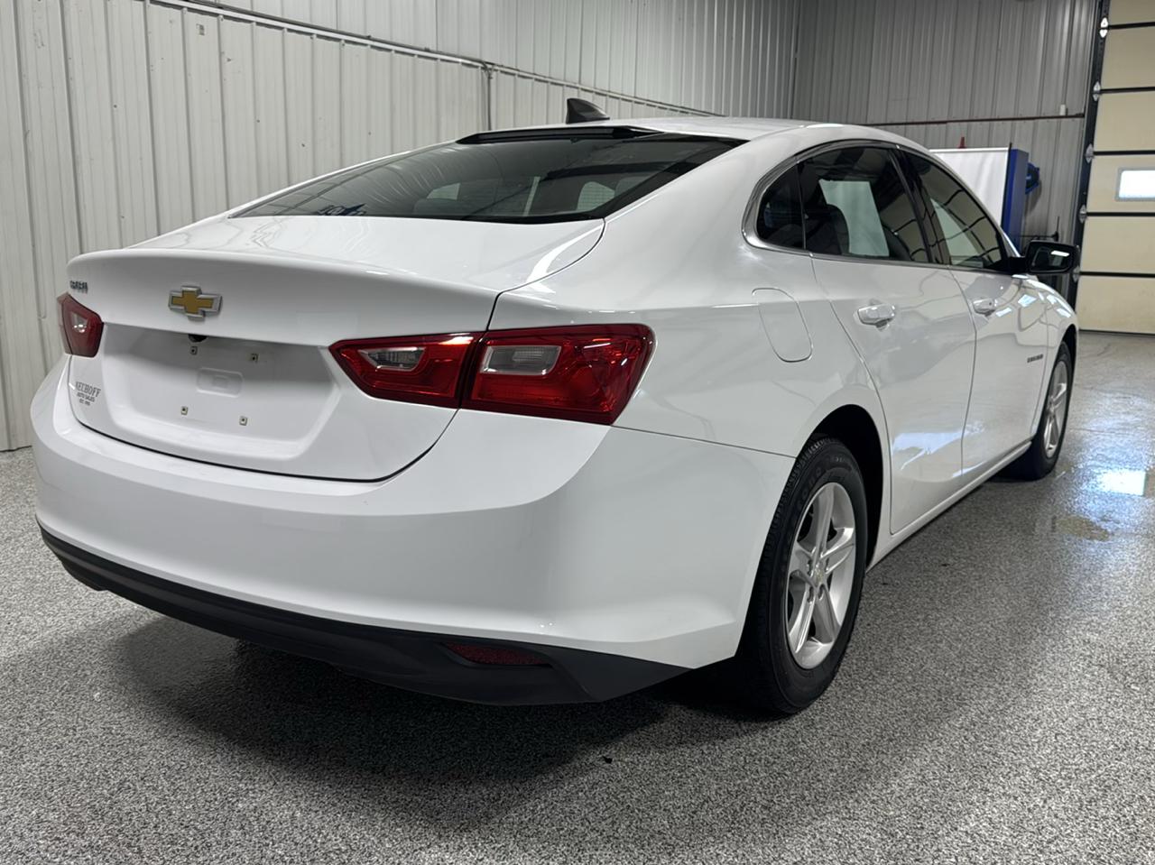 Chevrolet Malibu 4dr Sdn LS w/1FL 2020