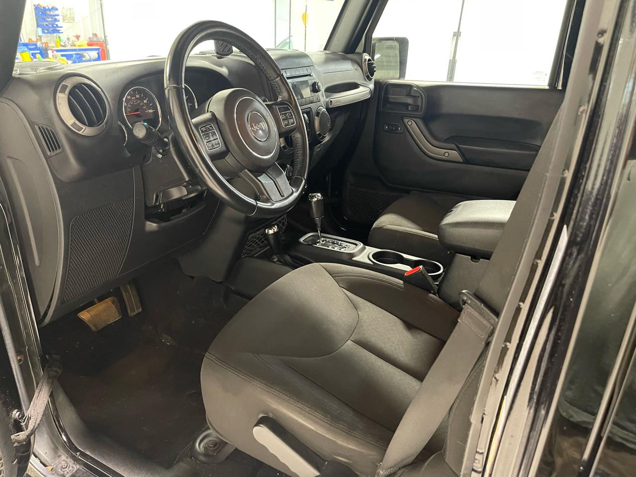 Jeep Wrangler Unlimited Sport 4x4 2017