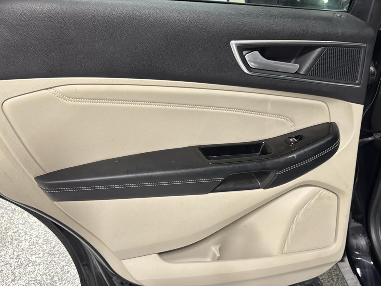 Ford Edge Titanium FWD 2018