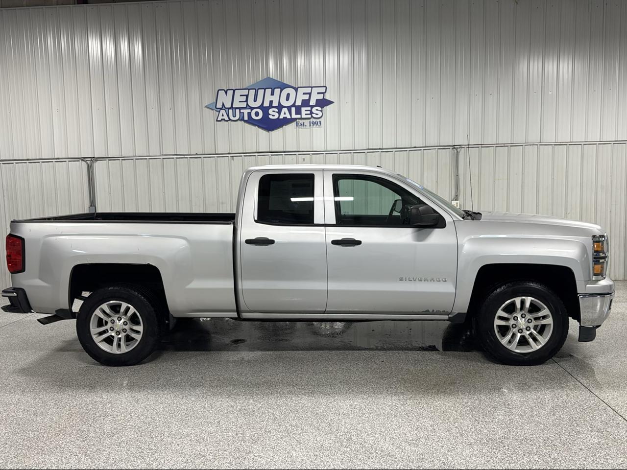 2014 Chevrolet Silverado 1500 4WD Double Cab 143.5" LT w/1LT
