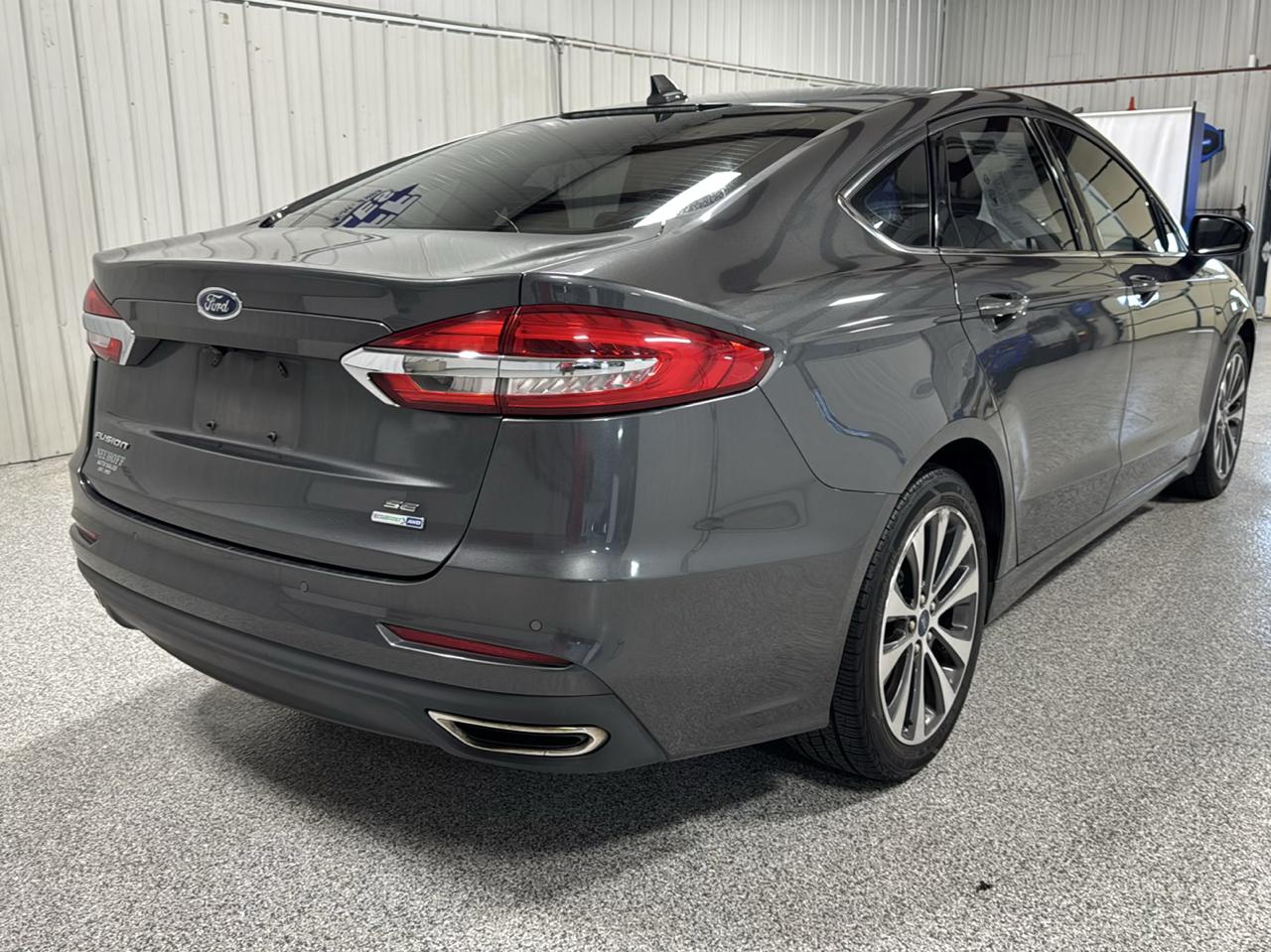 Ford Fusion SE AWD 2020