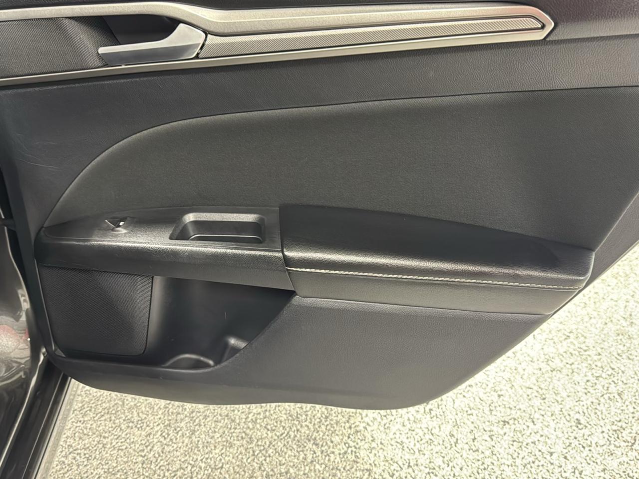 Ford Fusion SE AWD 2020