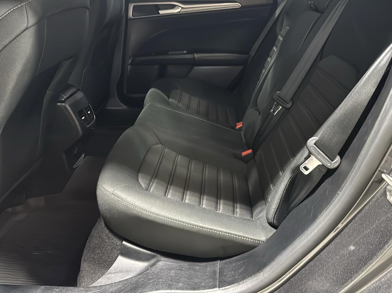 Ford Fusion SE AWD 2020