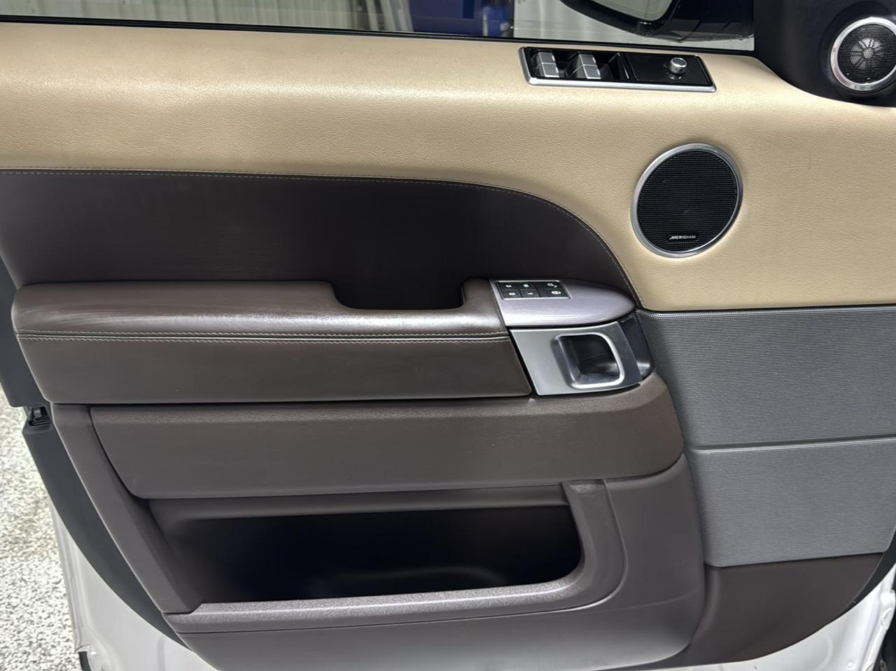 Land Rover Range Rover Sport Turbo i6 MHEV HSE 2020
