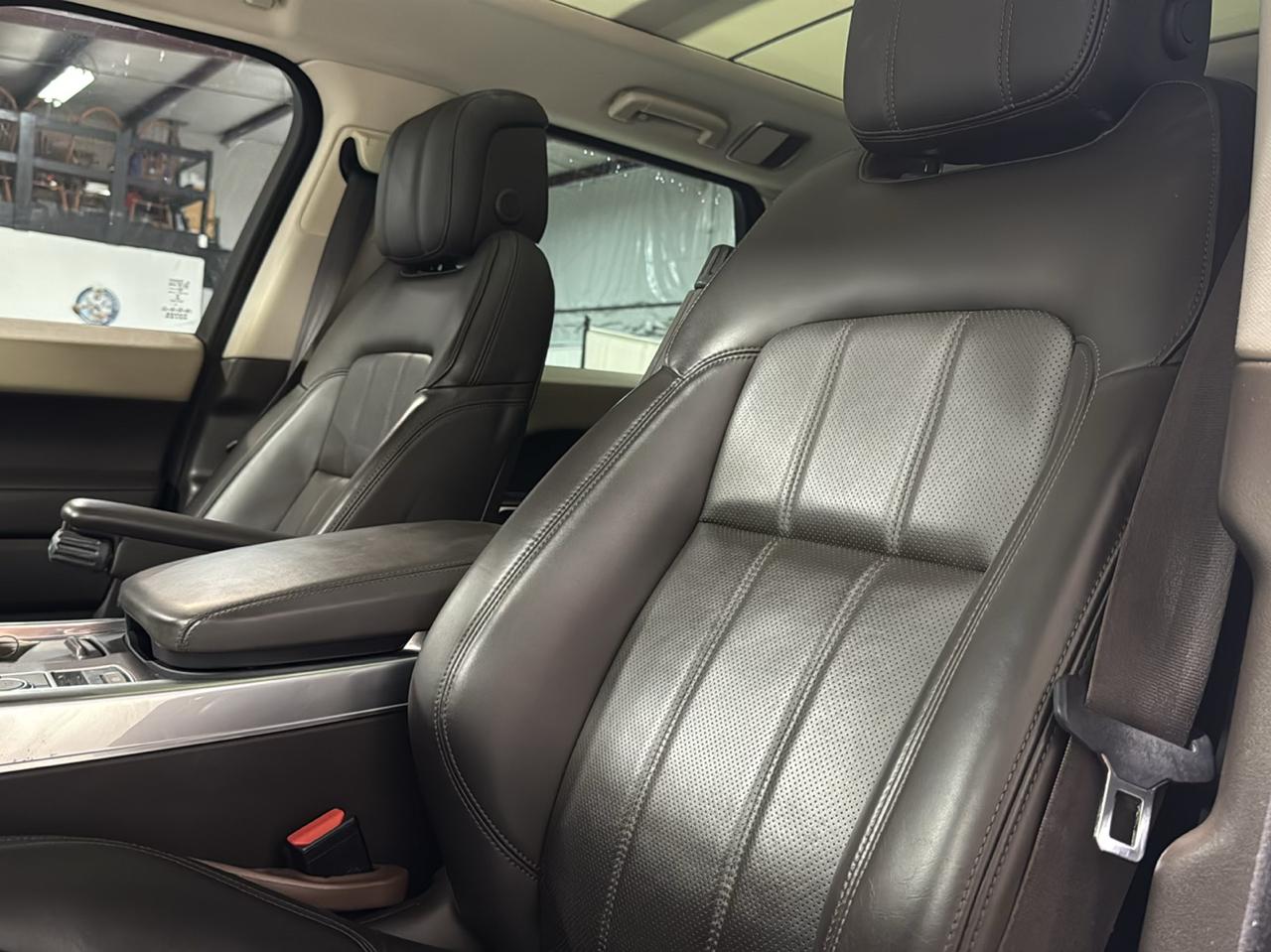 Land Rover Range Rover Sport Turbo i6 MHEV HSE 2020