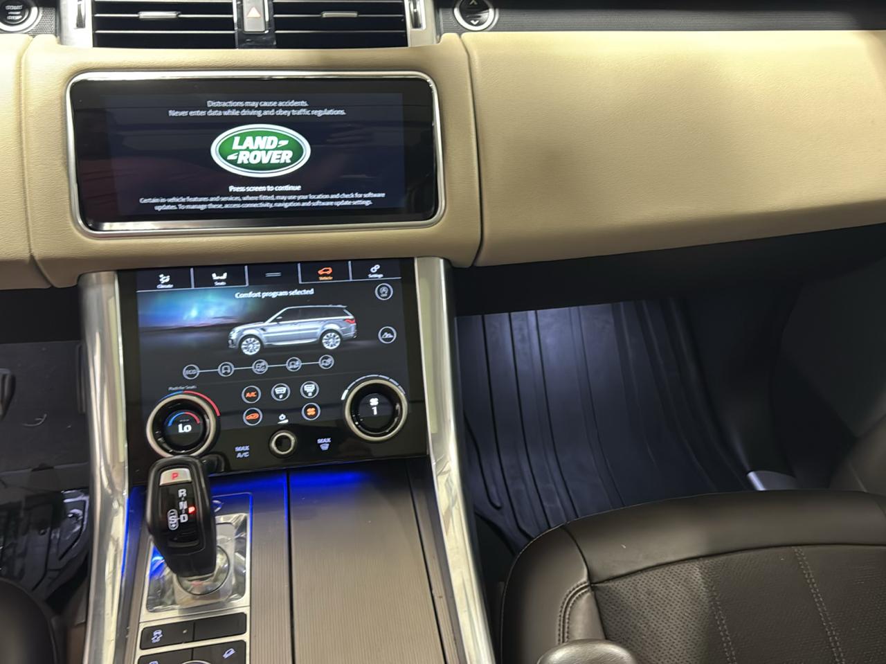 Land Rover Range Rover Sport Turbo i6 MHEV HSE 2020