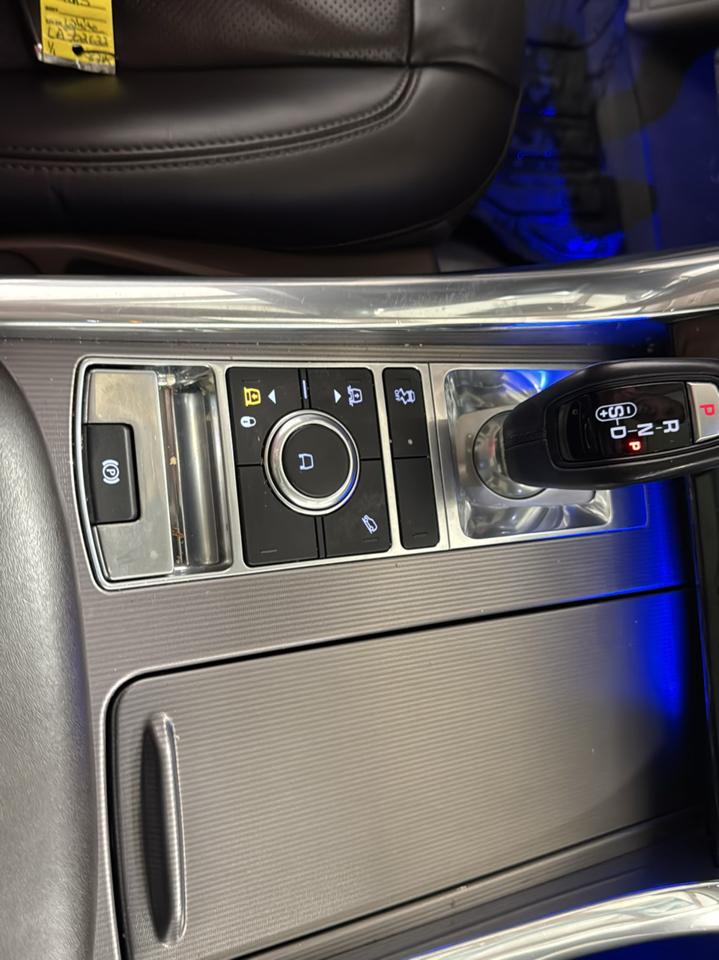 Land Rover Range Rover Sport Turbo i6 MHEV HSE 2020