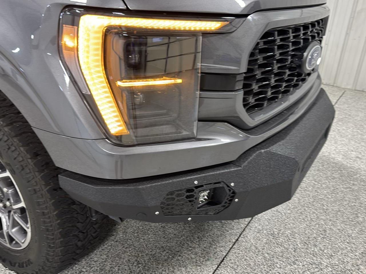 Ford F-150 XL 4WD SuperCrew 5.5' Box 2021