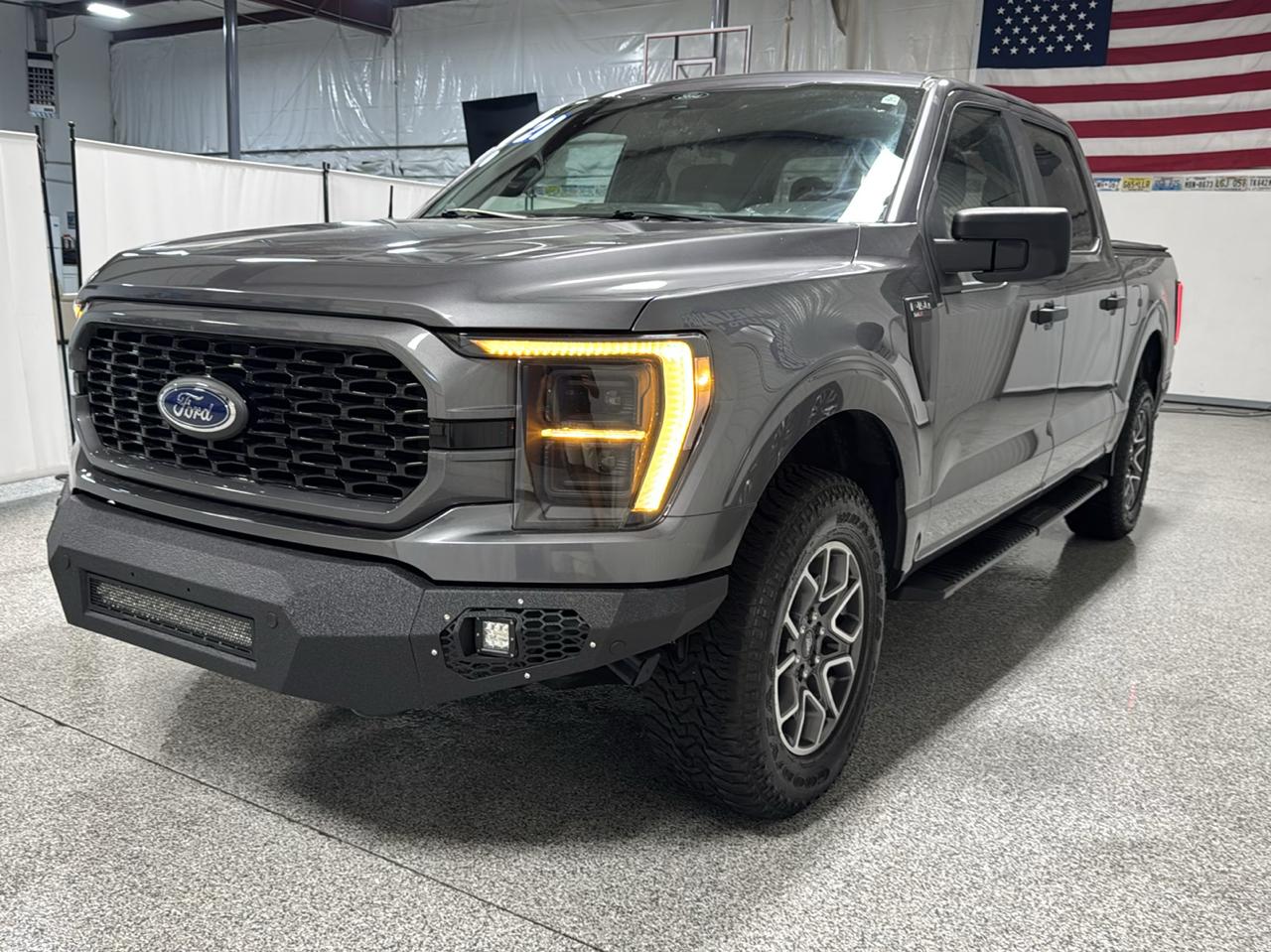 Ford F-150 XL 4WD SuperCrew 5.5' Box 2021