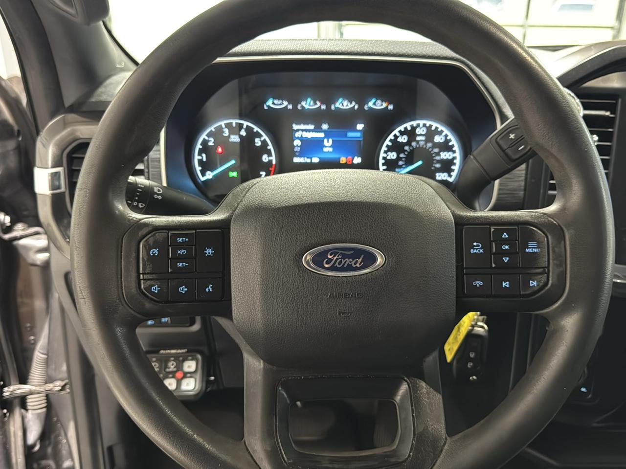Ford F-150 XL 4WD SuperCrew 5.5' Box 2021