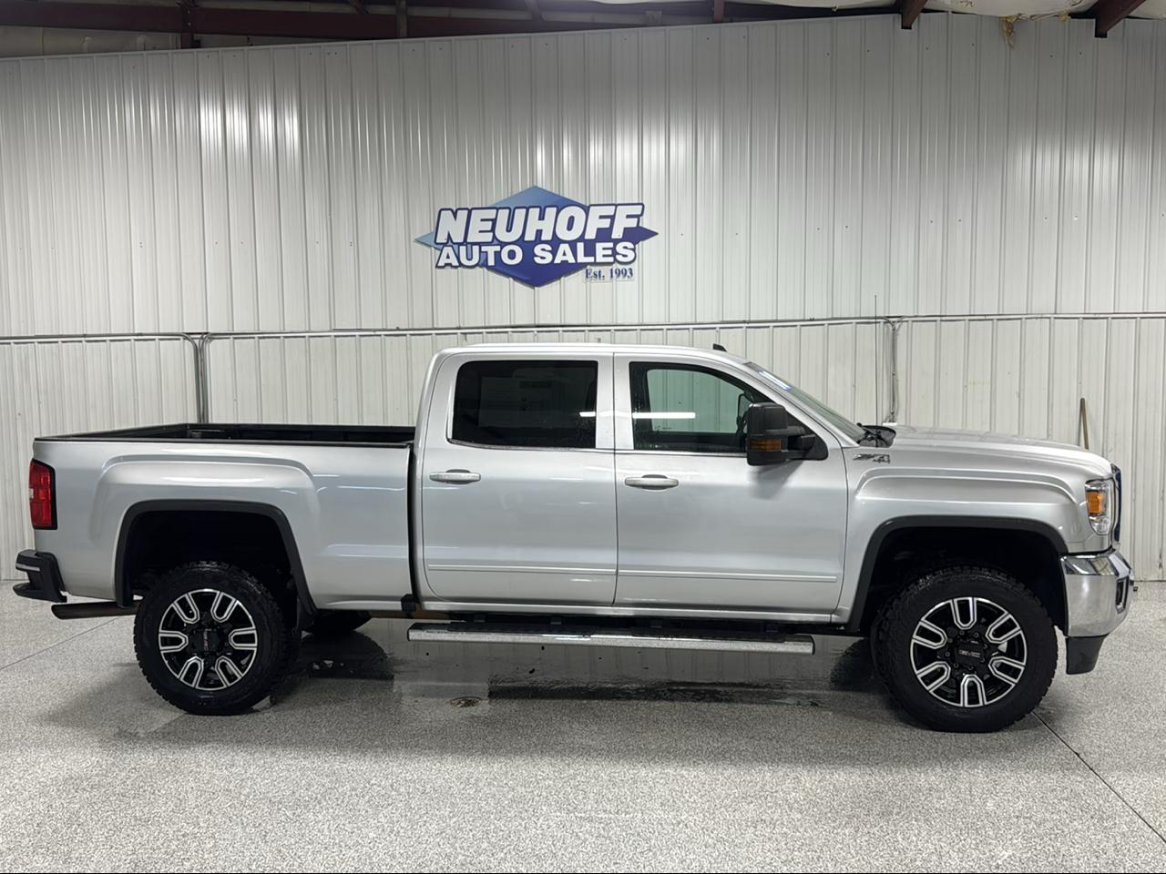 2018 GMC Sierra 2500HD 4WD Crew Cab 153.7" SLE