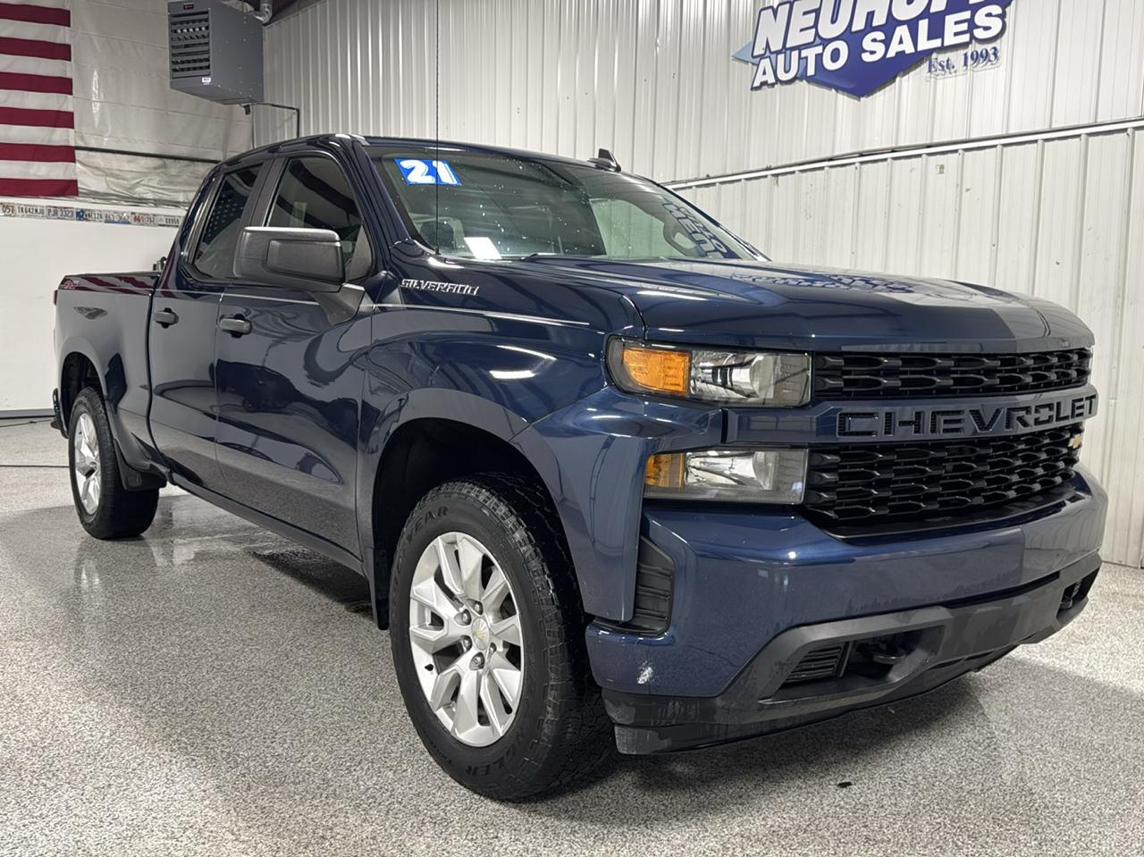 Chevrolet Silverado 1500 4WD Double Cab 147" Custom 2021