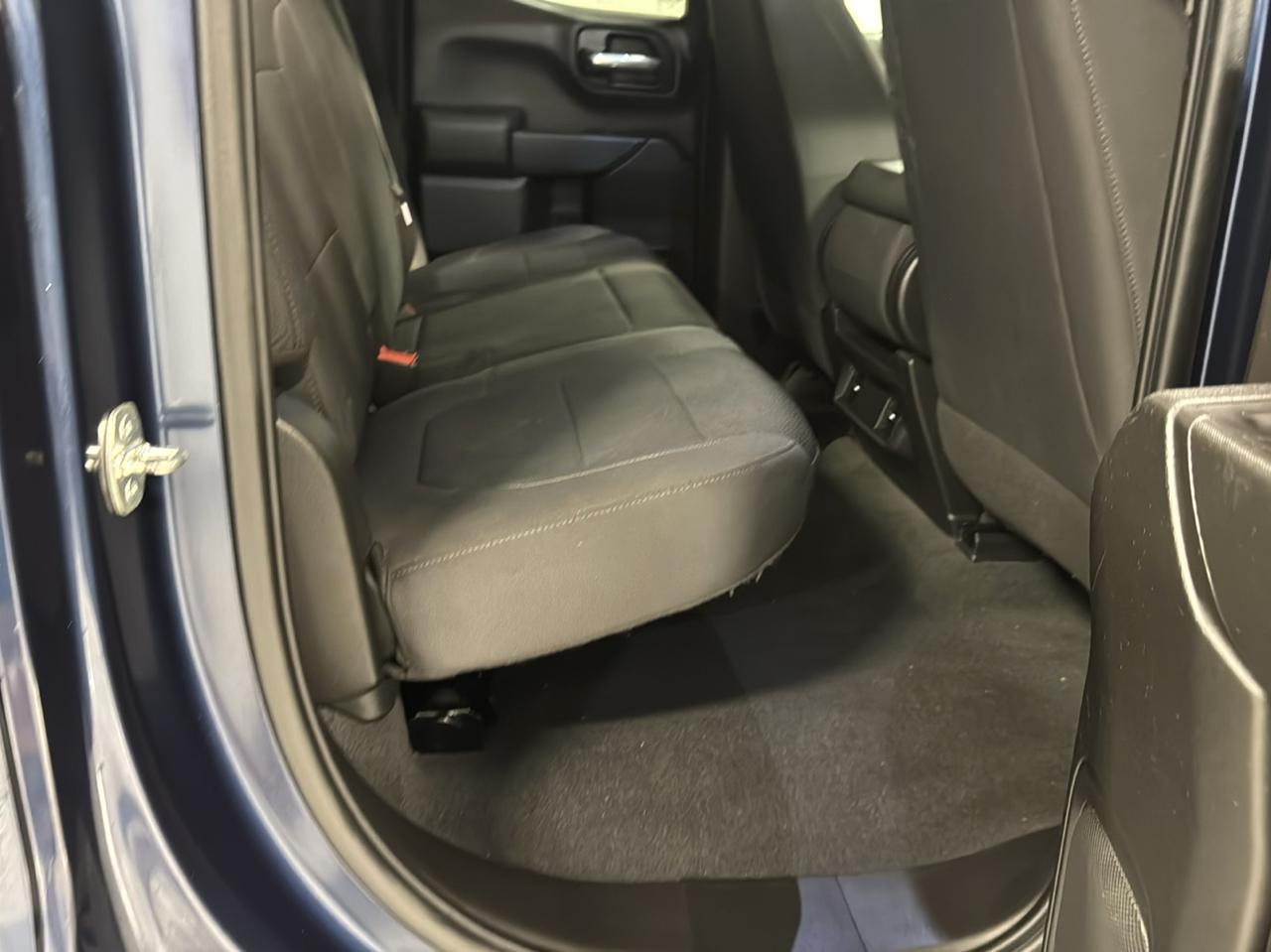 Chevrolet Silverado 1500 4WD Double Cab 147" Custom 2021