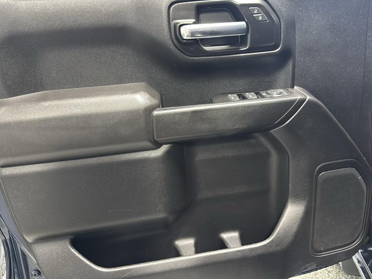 Chevrolet Silverado 1500 4WD Double Cab 147" Custom 2021