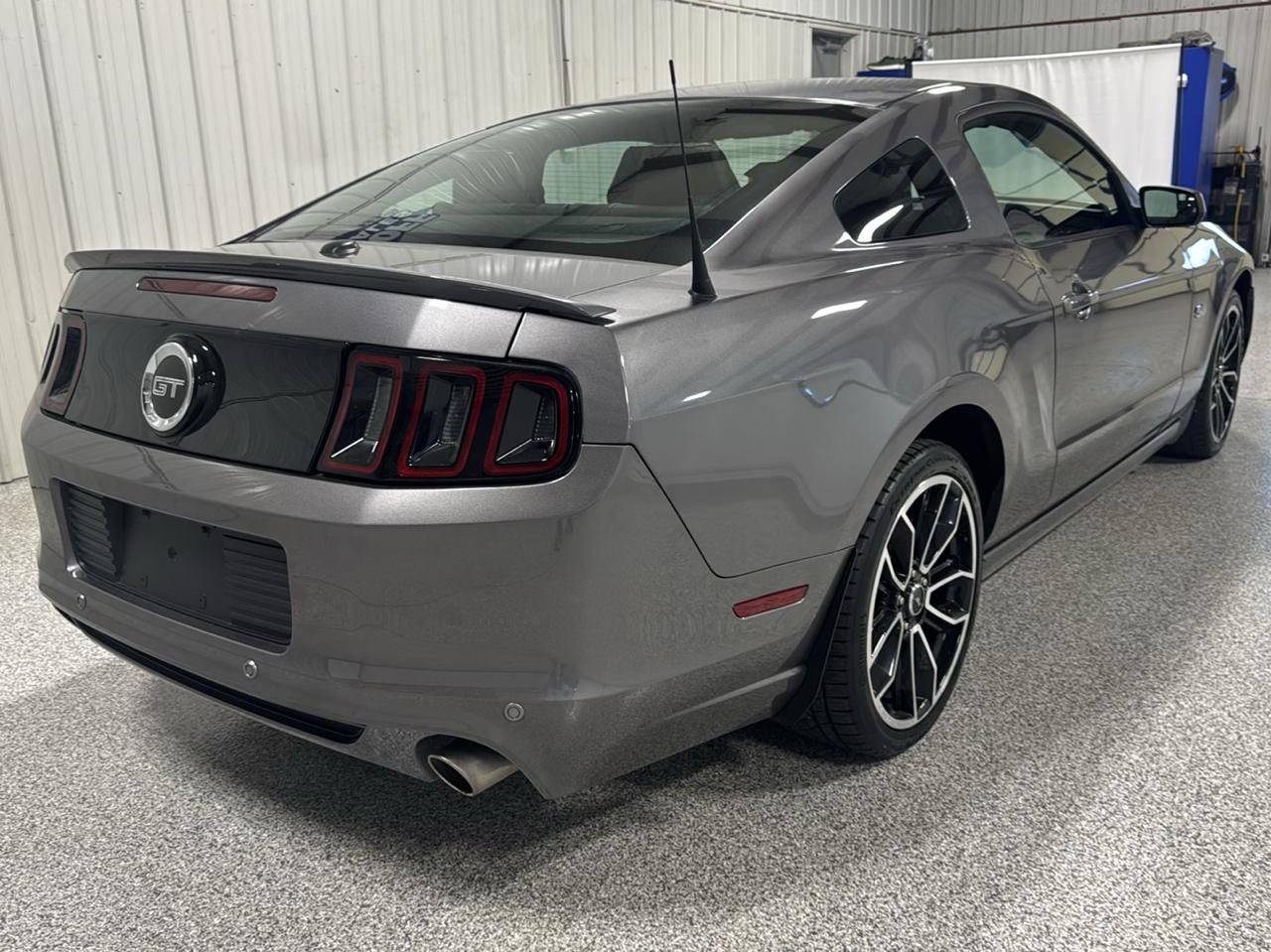 Ford Mustang 2dr Cpe GT 2014