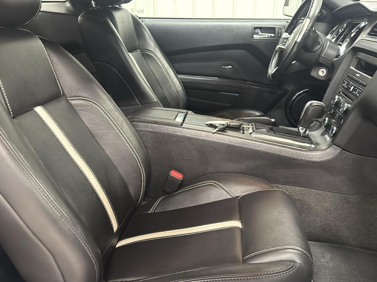 Ford Mustang 2dr Cpe GT 2014