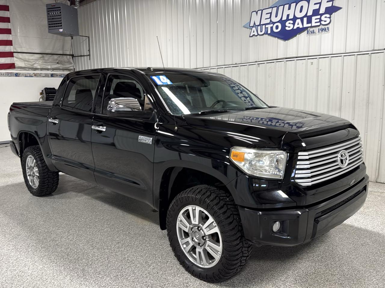 Toyota Tundra 4WD Truck CrewMax 5.7L FFV V8 6-Spd AT Platinum (Natl) 2014
