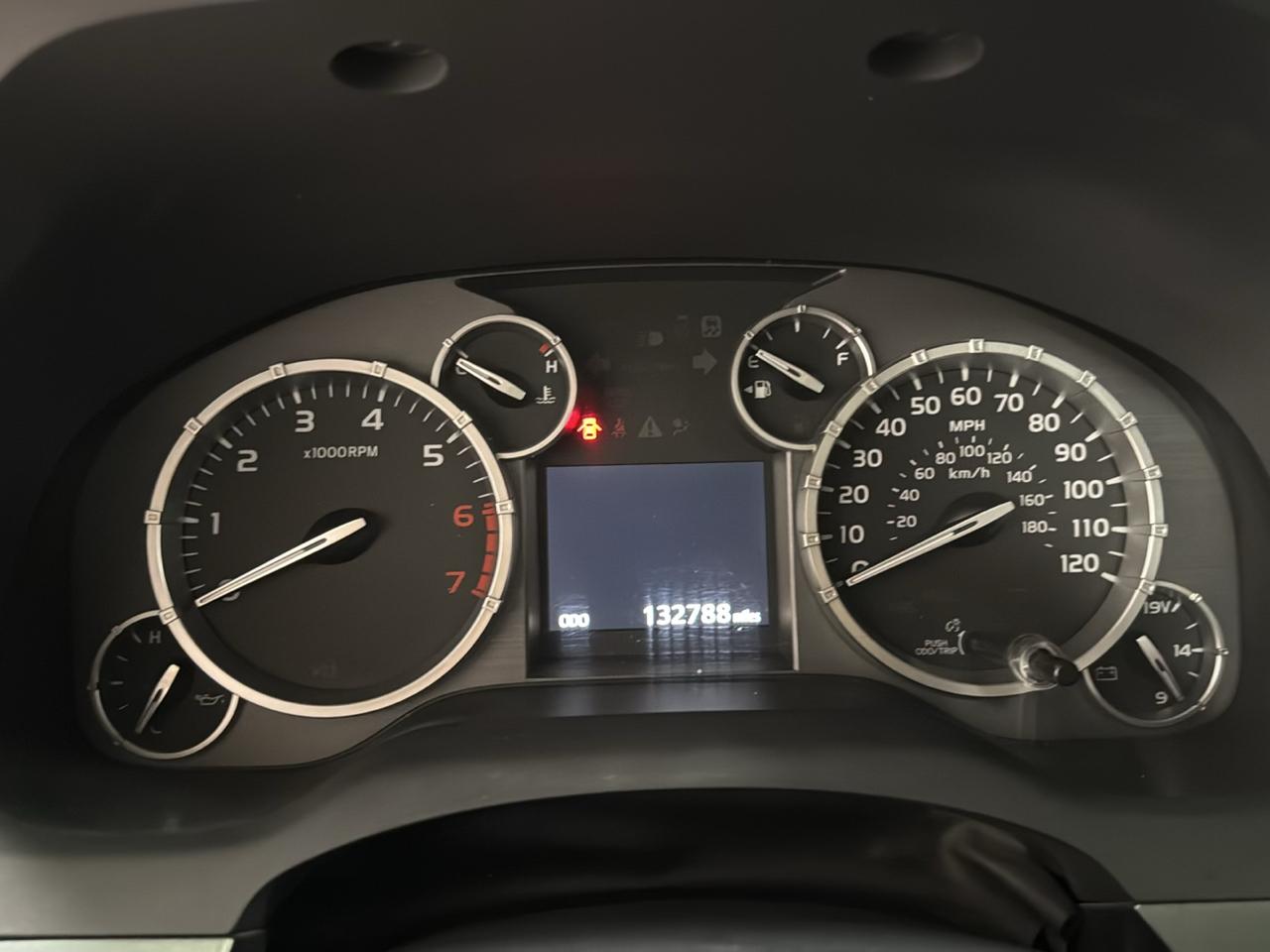 Toyota Tundra 4WD Truck CrewMax 5.7L FFV V8 6-Spd AT Platinum (Natl) 2014