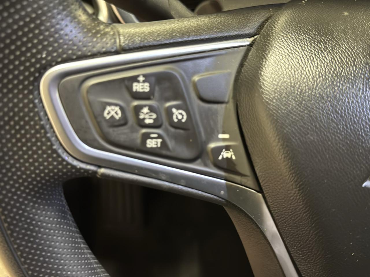 Chevrolet Equinox FWD 4dr LT w/1LT 2022