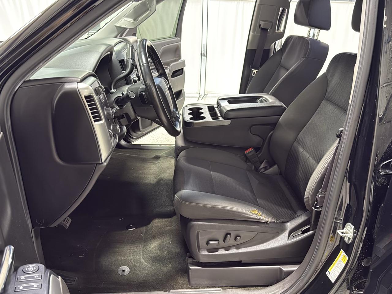 Chevrolet Silverado 1500 4WD Crew Cab 143.5" LT w/2LT 2017