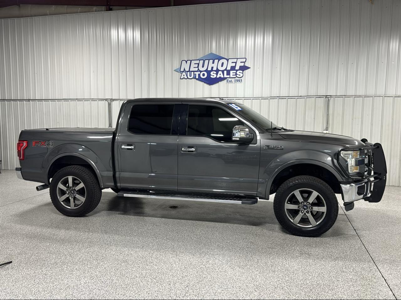 2015 Ford F-150 4WD SuperCrew 145" Lariat