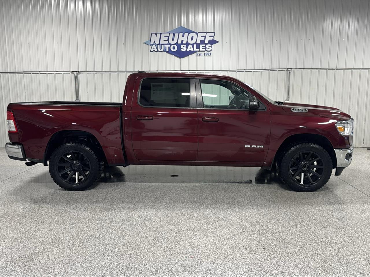 2022 RAM 1500 Big Horn 4x4 Crew Cab 5'7" Box