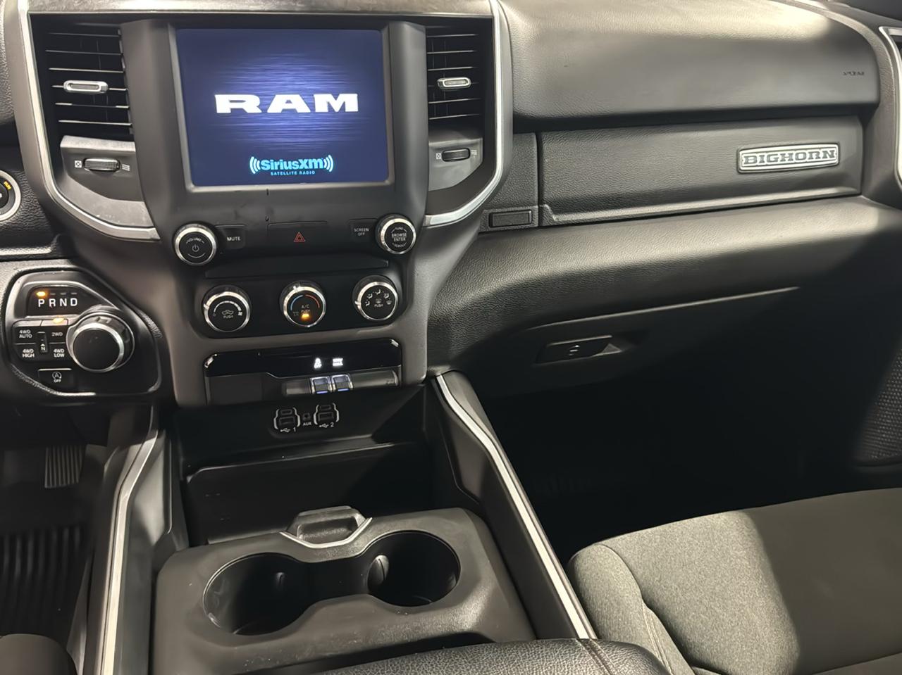 RAM 1500 Big Horn 4x4 Crew Cab 5'7" Box 2022