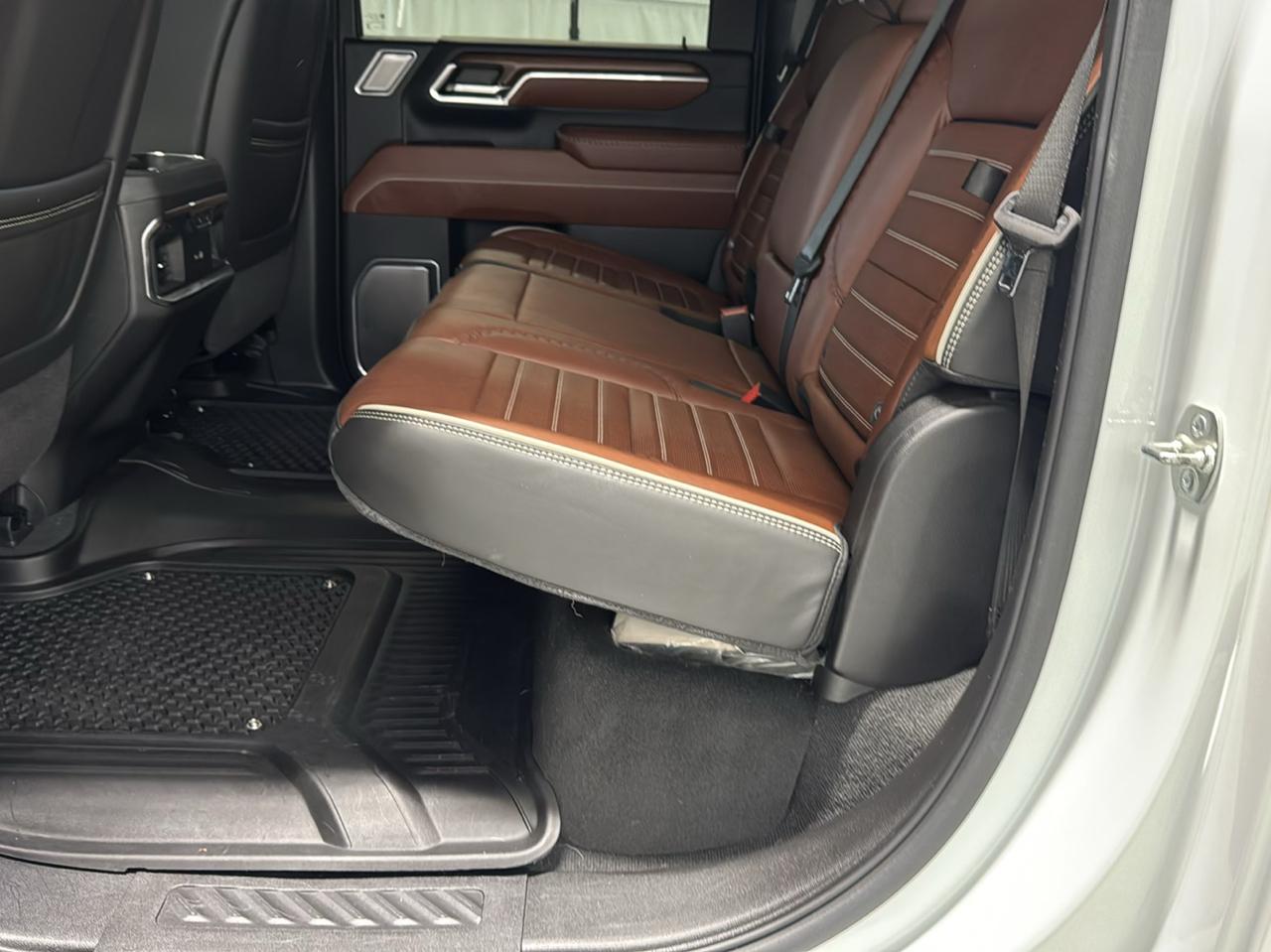 GMC Sierra 2500HD 4WD Crew Cab 159" Denali Ultimate 2025