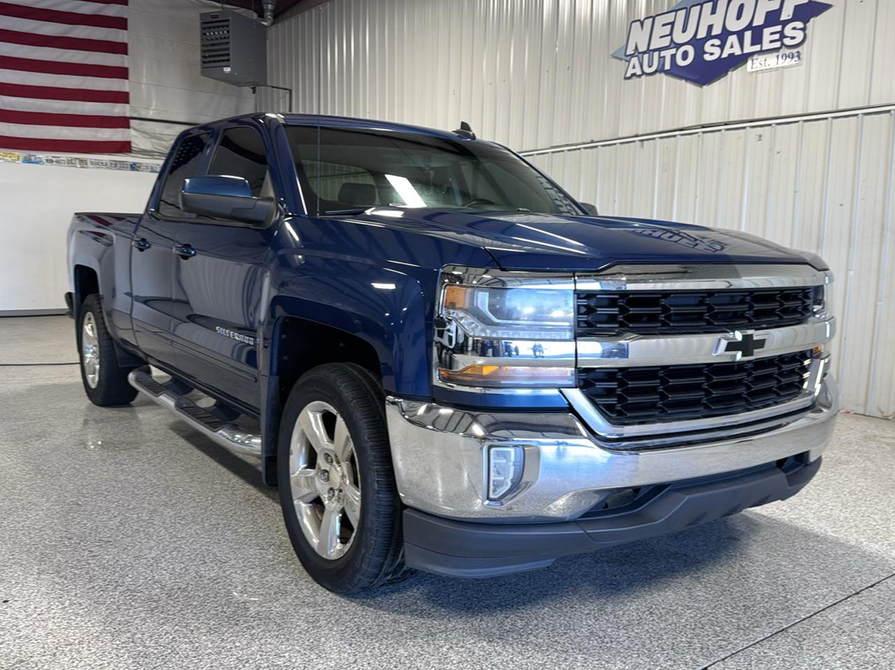 Chevrolet Silverado 1500 4WD Double Cab 143.5" LT w/1LT 2016