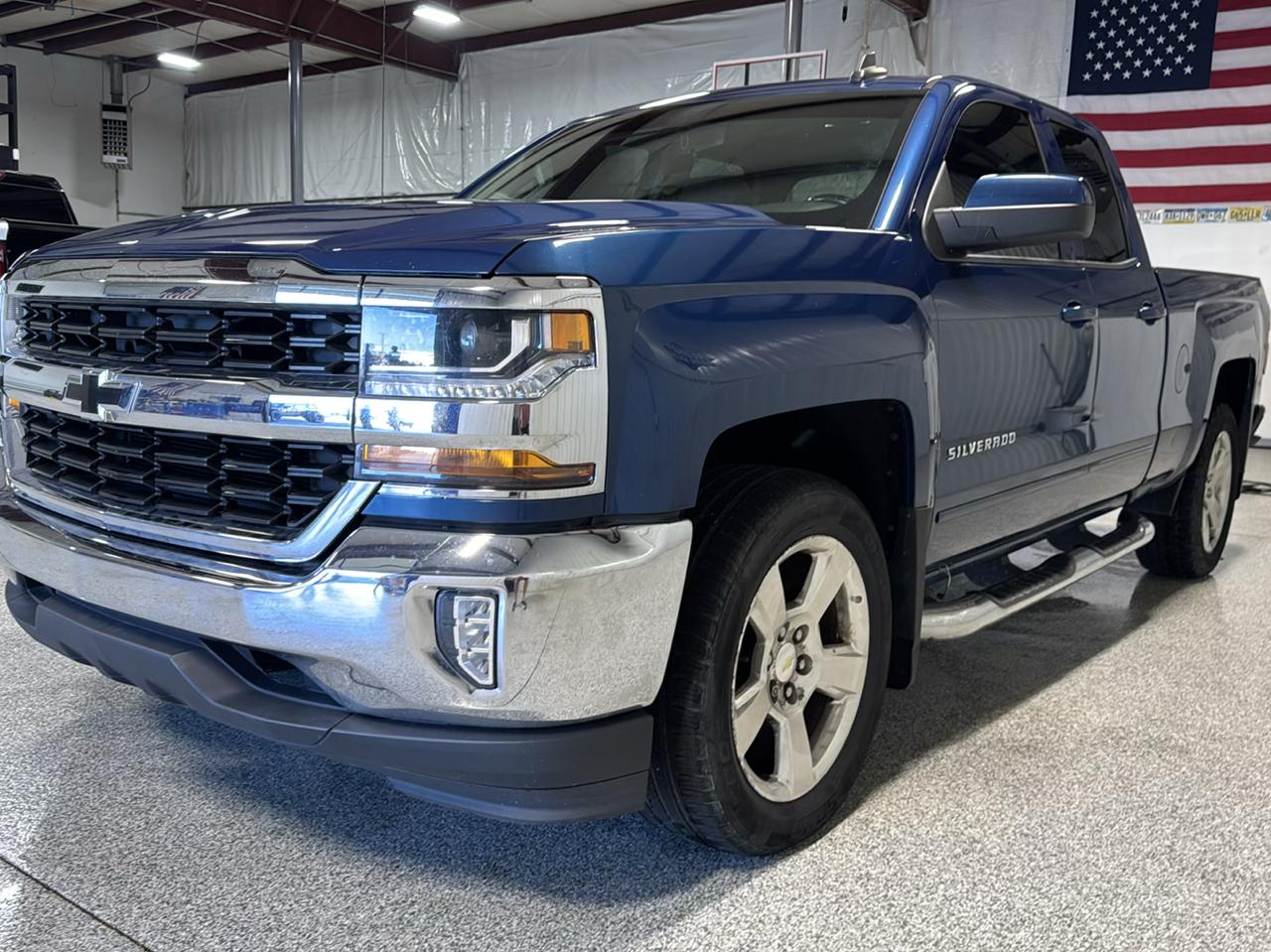 Chevrolet Silverado 1500 4WD Double Cab 143.5" LT w/1LT 2016