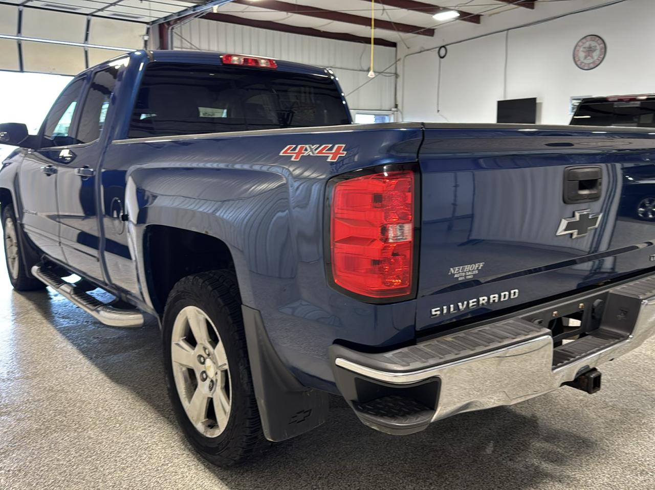 Chevrolet Silverado 1500 4WD Double Cab 143.5" LT w/1LT 2016