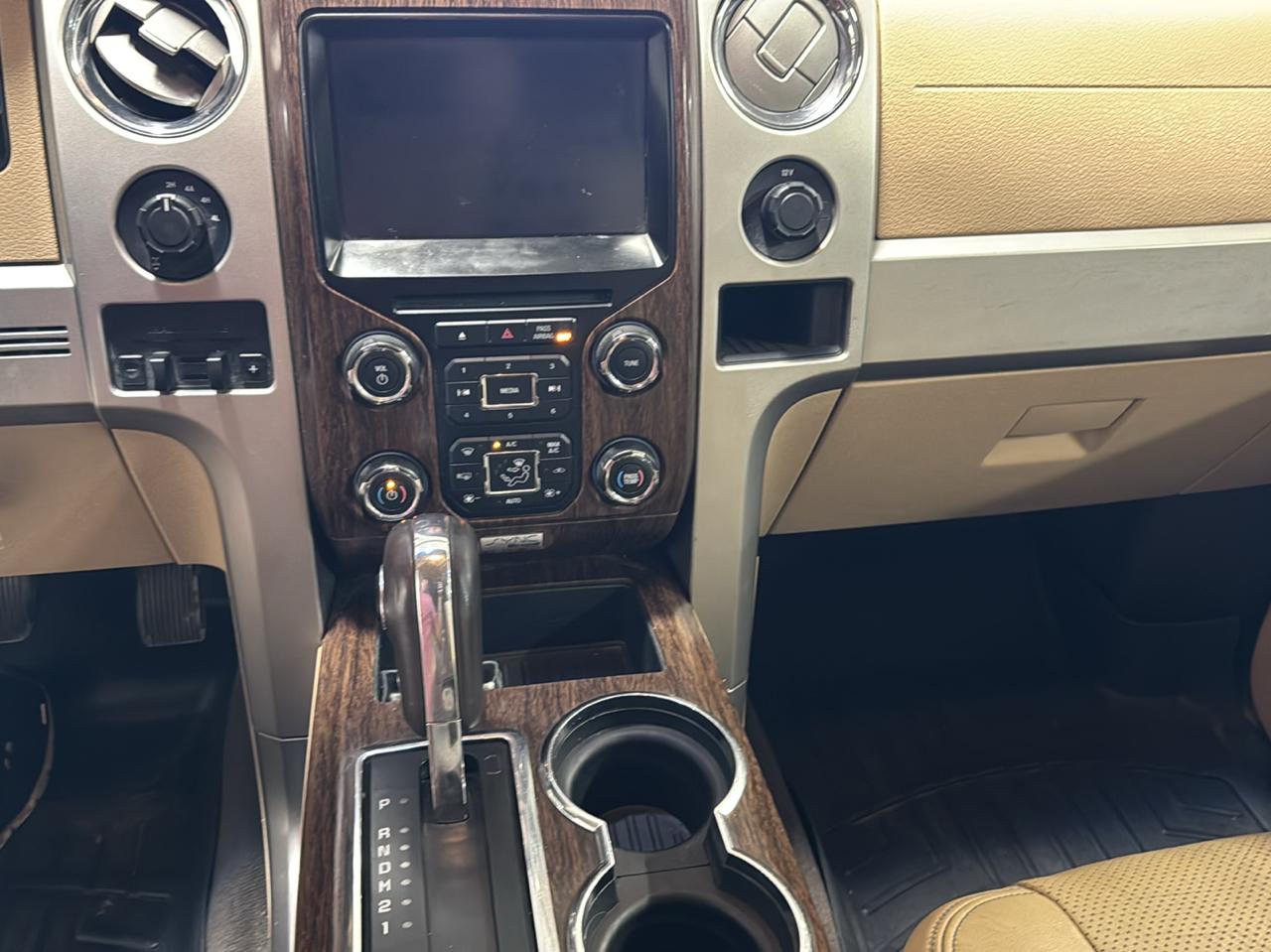 Ford F-150 4WD SuperCrew 145" Lariat 2013