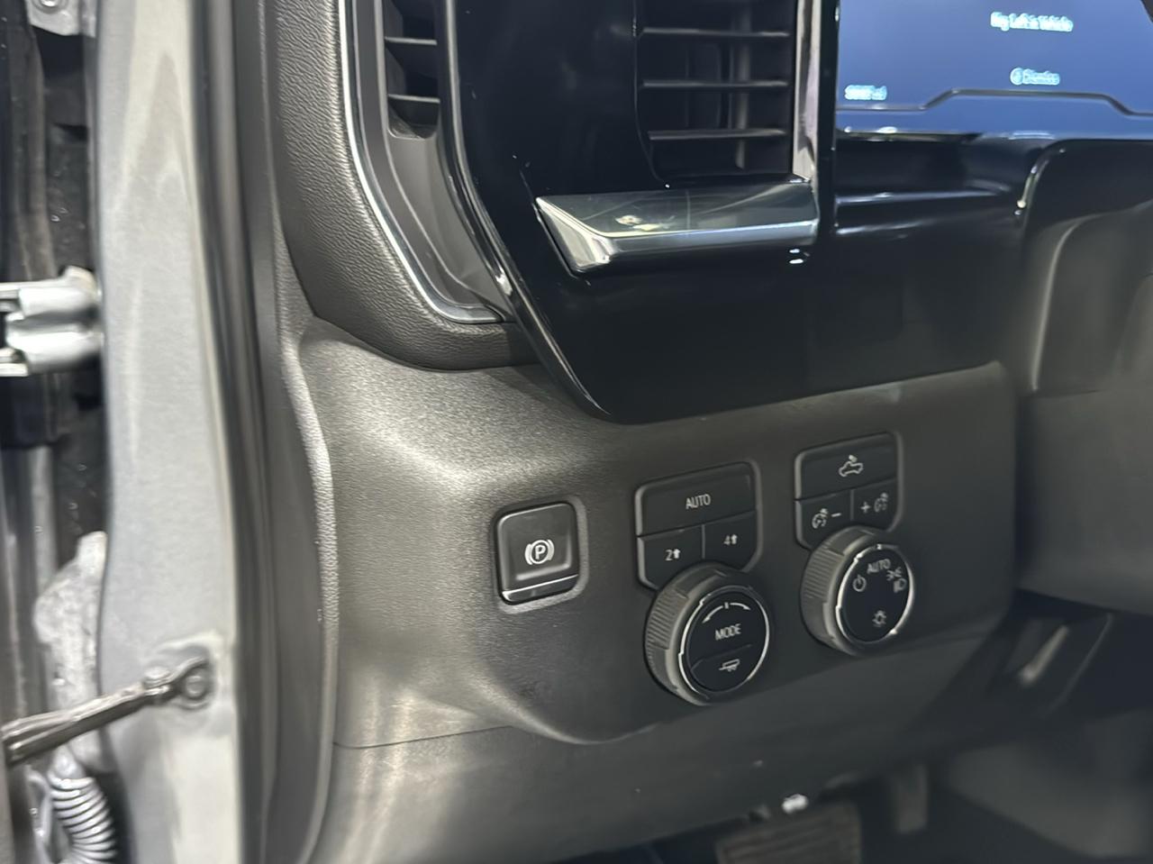Chevrolet Silverado 1500 4WD Crew Cab 147" LT w/2FL 2023