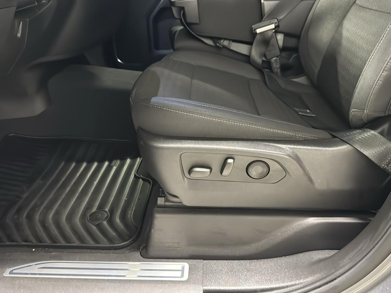 Chevrolet Silverado 1500 4WD Crew Cab 147" LT w/2FL 2023