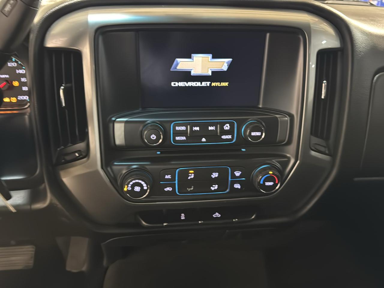 Chevrolet Silverado 1500 4WD Crew Cab 143.5" LT w/1LT 2017