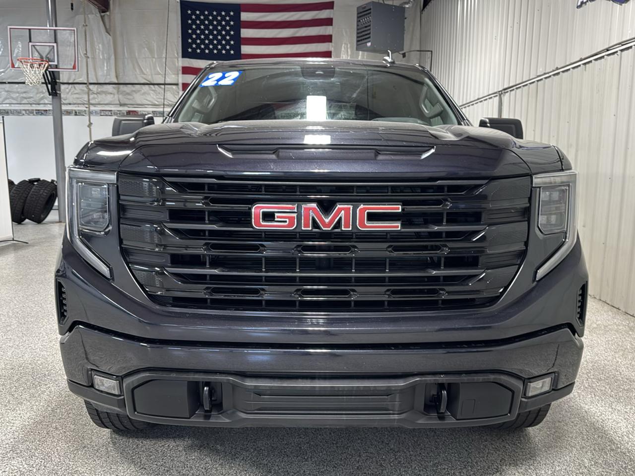 GMC Sierra 1500 4WD Crew Cab 157" Elevation 2022