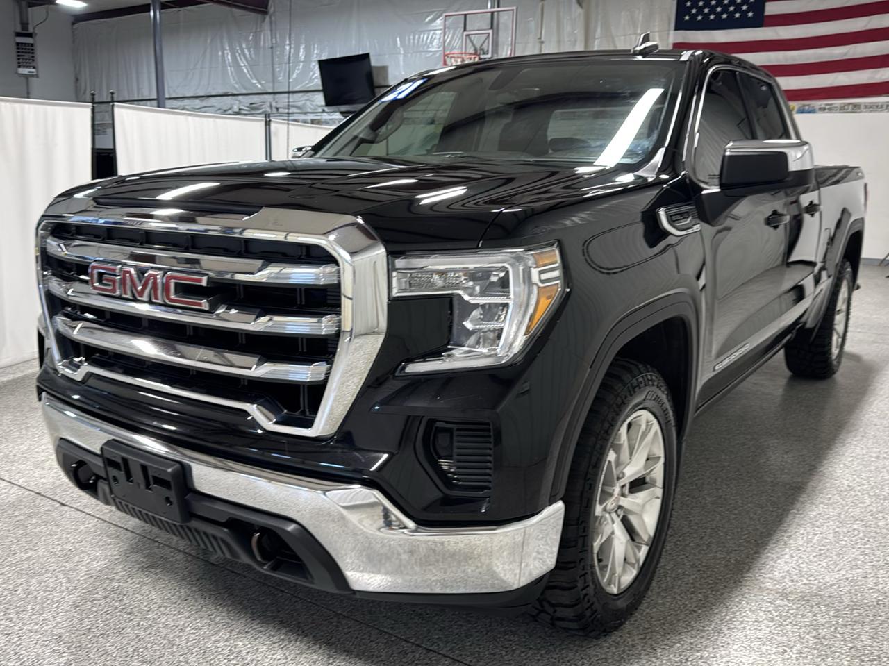 GMC Sierra 1500 4WD Double Cab 147" SLE 2021