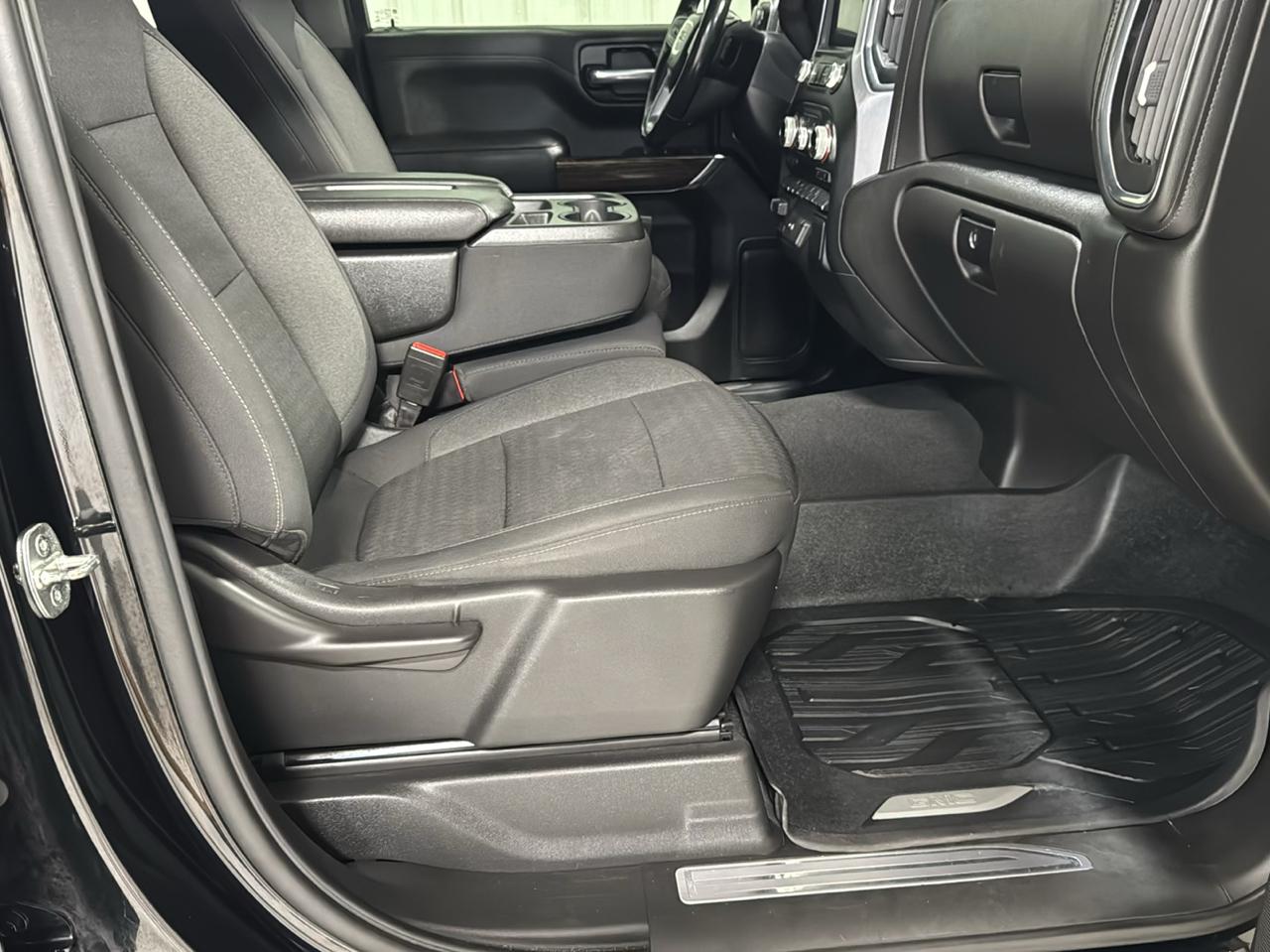 GMC Sierra 1500 4WD Double Cab 147" SLE 2021