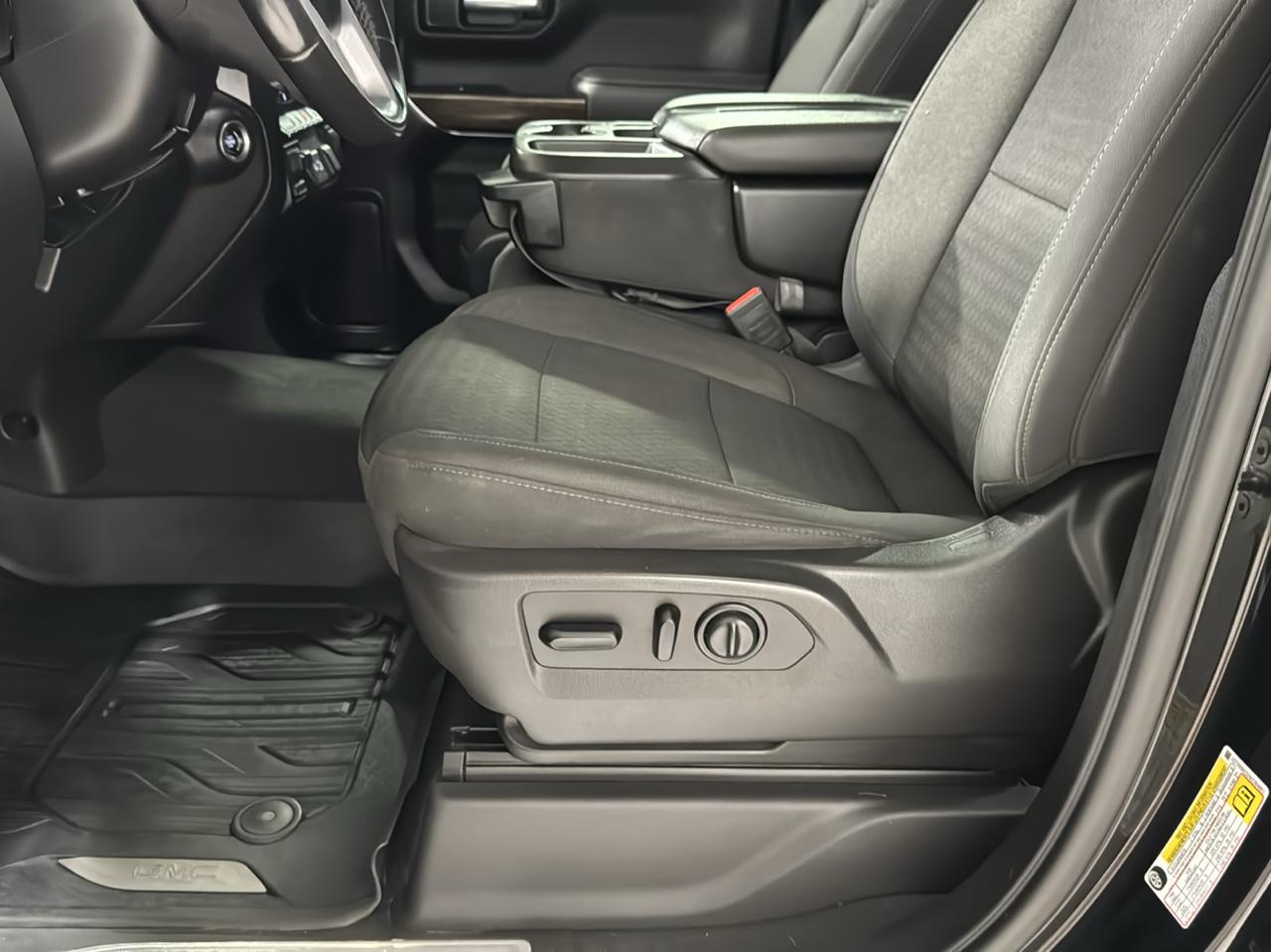 GMC Sierra 1500 4WD Double Cab 147" SLE 2021