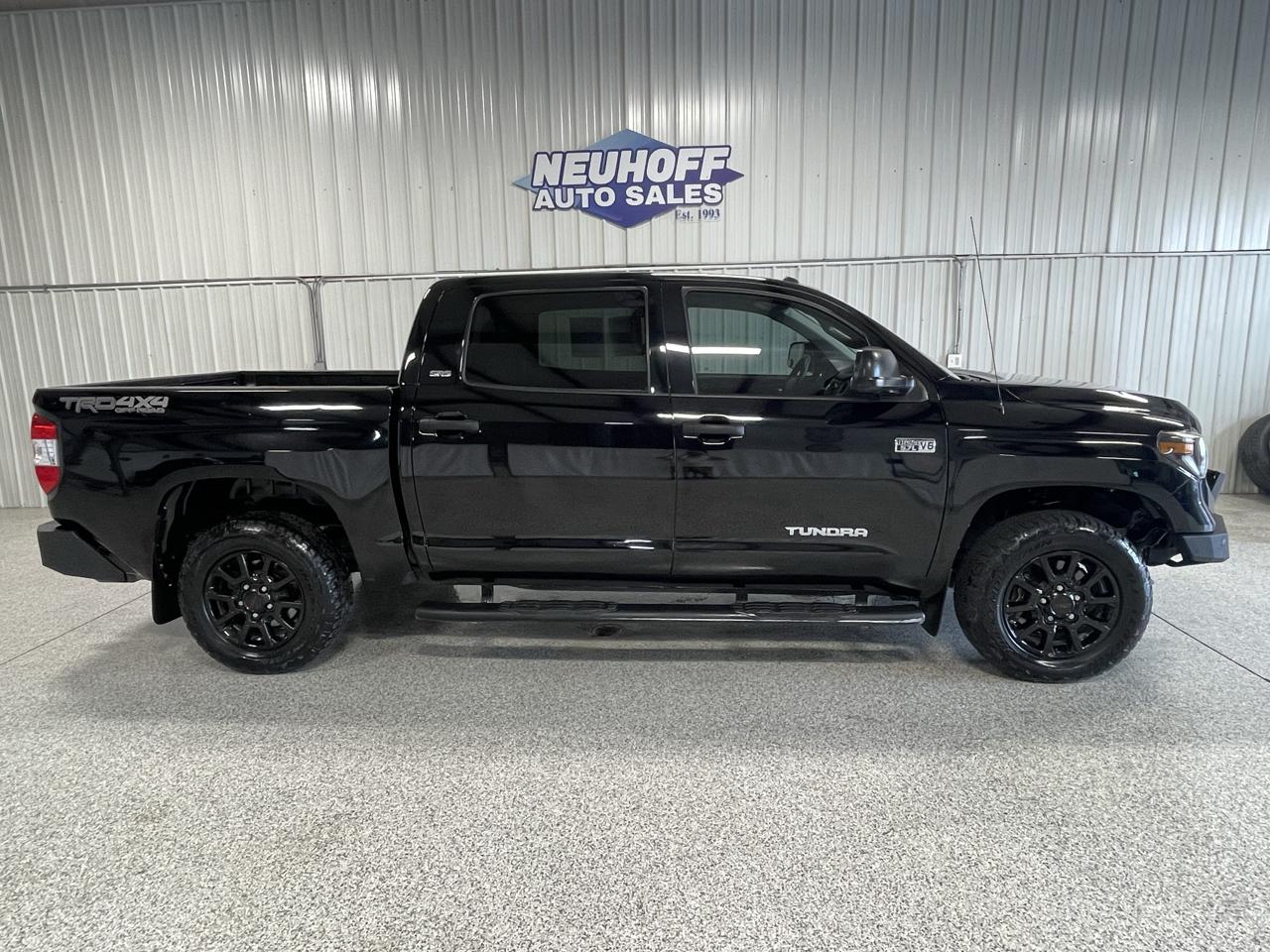 2019 Toyota Tundra 4WD SR5 CrewMax 5.5' Bed 5.7L (Natl)