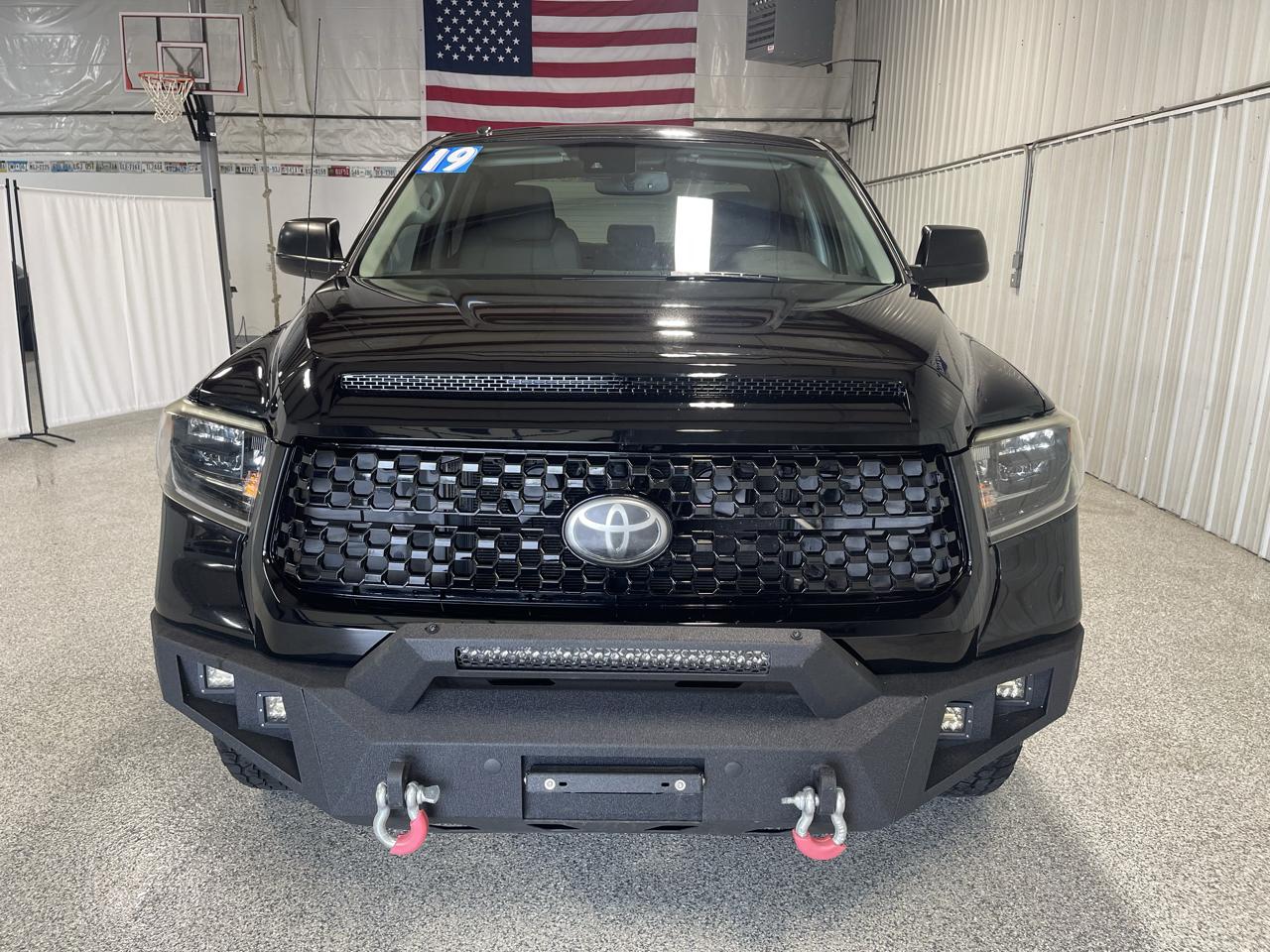 Toyota Tundra 4WD SR5 CrewMax 5.5' Bed 5.7L (Natl) 2019