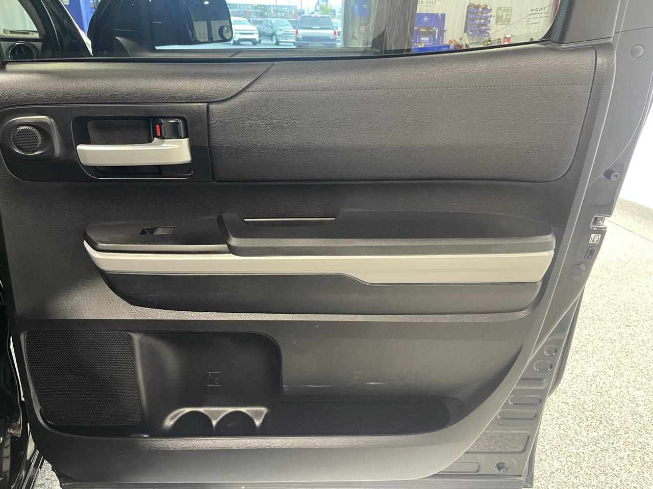 Toyota Tundra 4WD SR5 CrewMax 5.5' Bed 5.7L (Natl) 2019