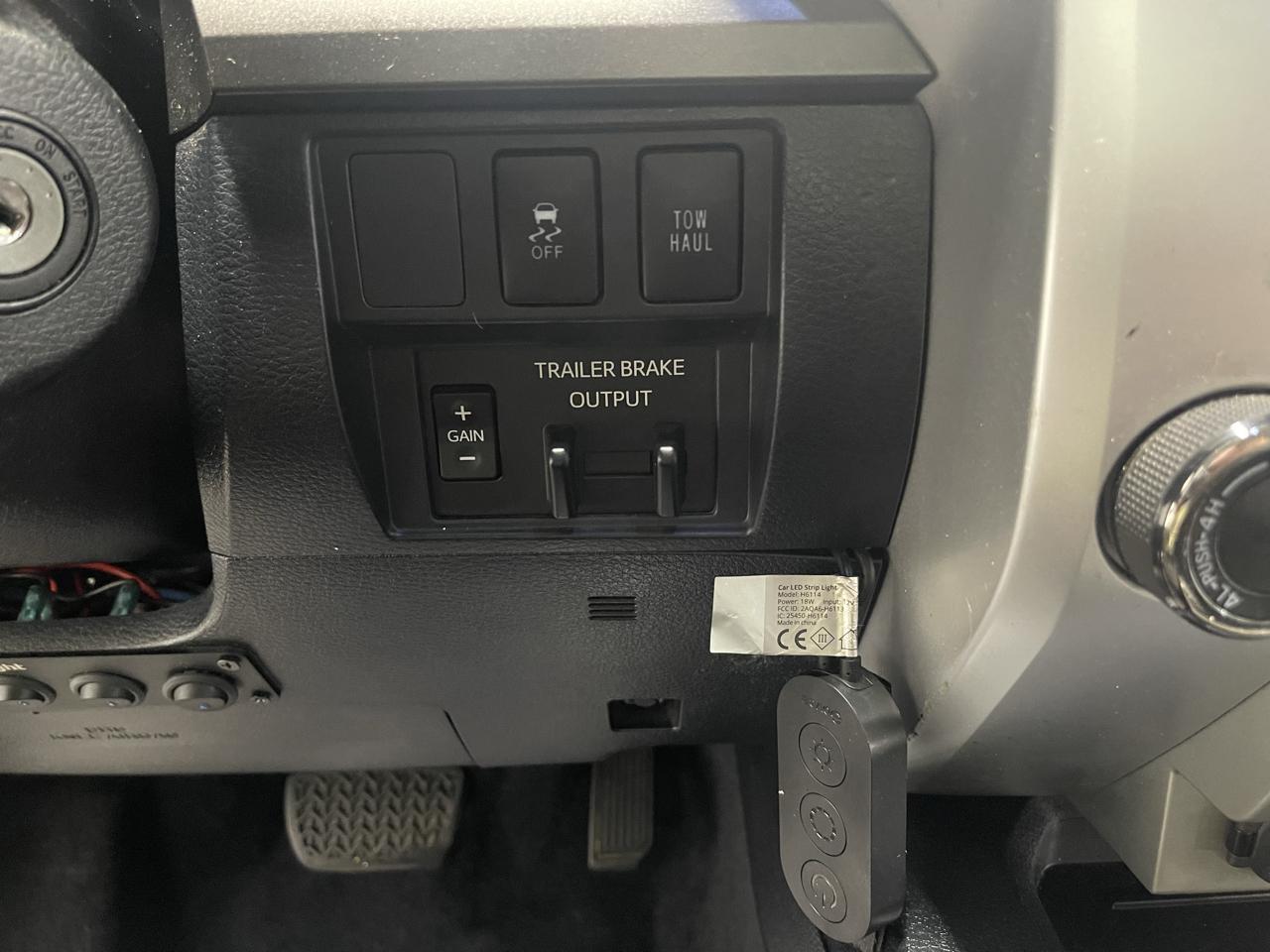 Toyota Tundra 4WD SR5 CrewMax 5.5' Bed 5.7L (Natl) 2019