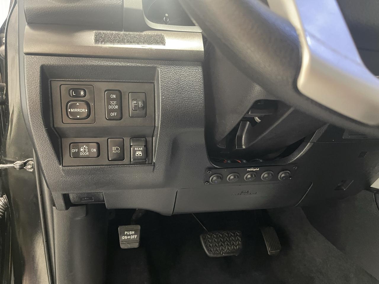 Toyota Tundra 4WD SR5 CrewMax 5.5' Bed 5.7L (Natl) 2019