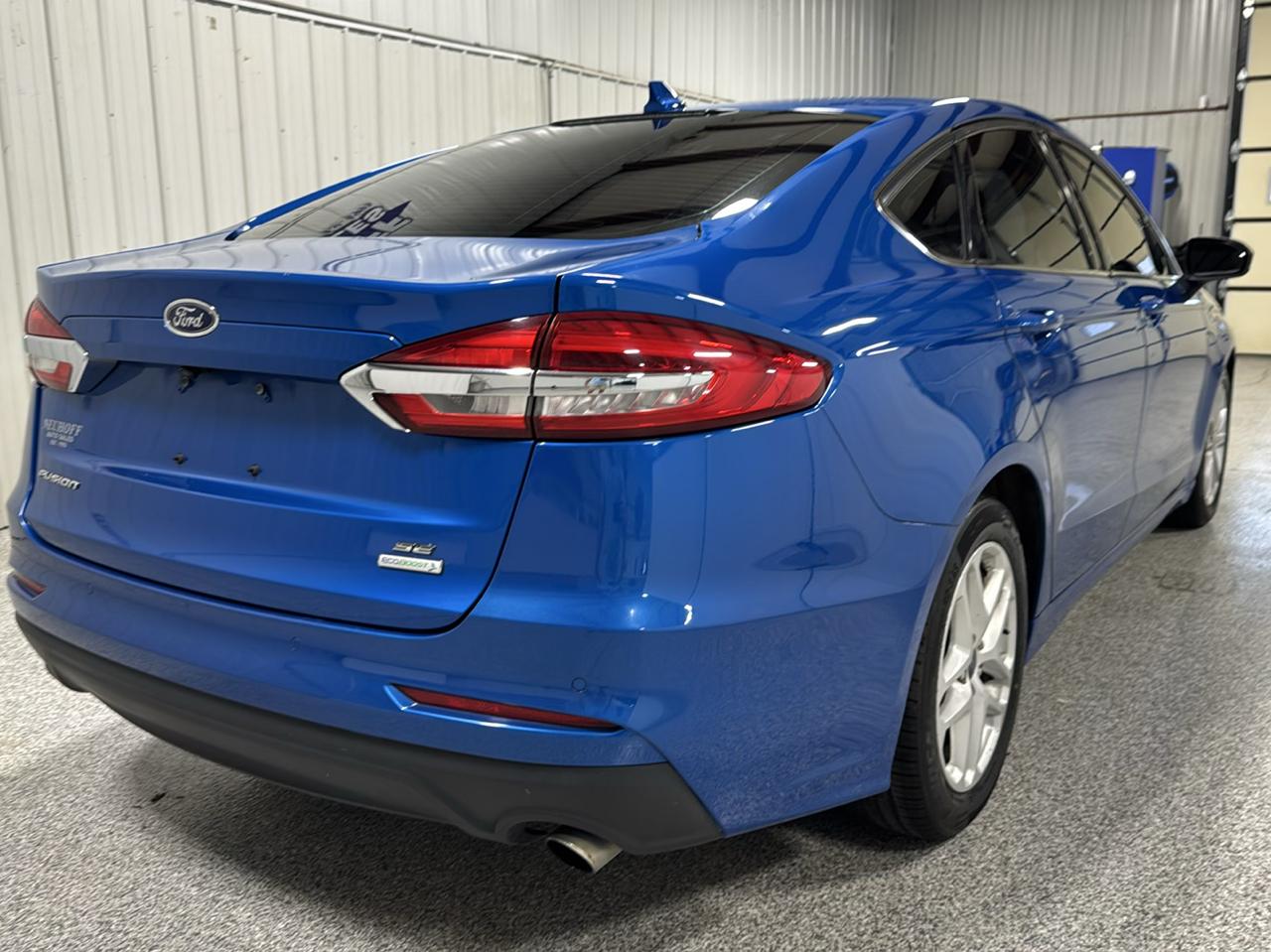 Ford Fusion SE FWD 2020